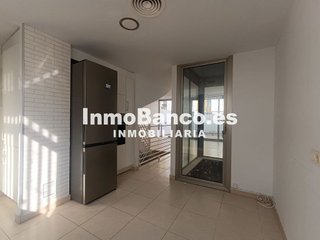Casa adosada en alquiler en Núcleo Urbano en Pobla de Vallbona (la)