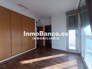 Casa adosada en alquiler en Núcleo Urbano en Pobla de Vallbona (la)