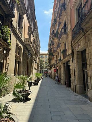 Local comercial en alquiler en El Raval en Barcelona