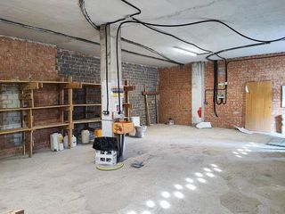 Local comercial en alquiler en Salburua en Vitoria-Gasteiz