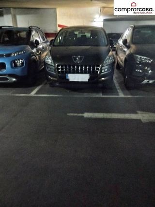 Garaje en venta en Centre en Hospitalet de Llobregat, L´