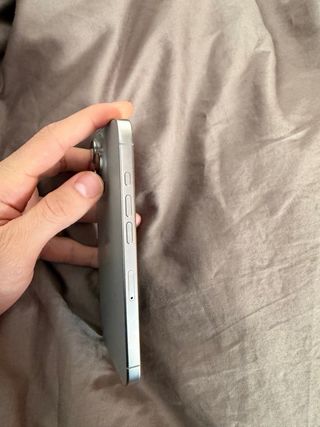 iPhone 16 Pro per parti