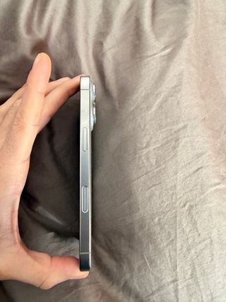 iPhone 16 Pro per parti