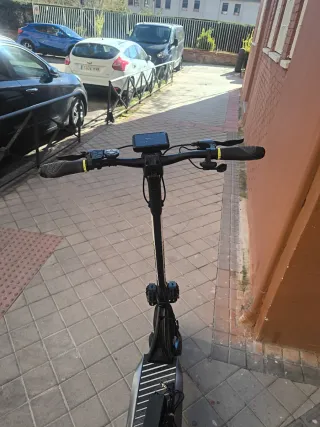 Patín Eléctrico Cecotec homologado