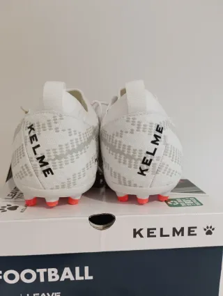 Botas de futbol Nuevas sin estrenar