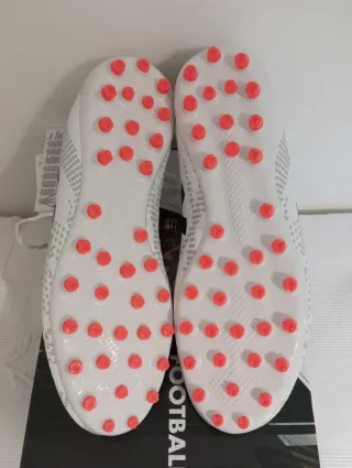 Botas de futbol Nuevas sin estrenar