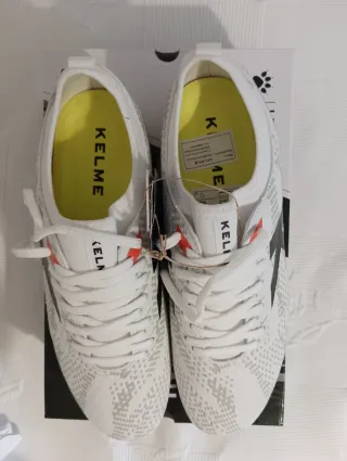 Botas de futbol Nuevas sin estrenar