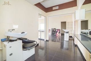 Local comercial en venta en La Avanzada - La Cueva en Fuenlabrada