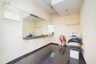 Local comercial en venta en La Avanzada - La Cueva en Fuenlabrada