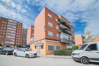 Local comercial en venta en La Avanzada - La Cueva en Fuenlabrada