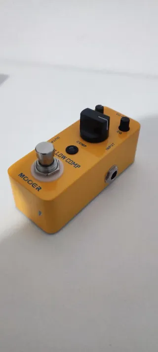 Mooer Yellow Comp Pedal