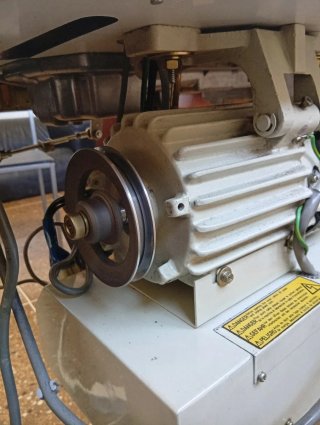 Máquina de coser industrial Fomax