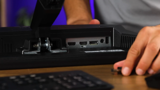 Monitor da gioco ASUS VG249QM1A 270Hz