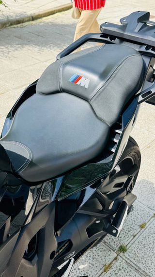 BMW S1000XR Negra