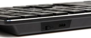 - Amazon Basics Teclado ultrafino de tamaño comp