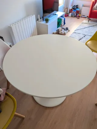 Mesa redonda blanca moderna IKEA (DOCKSTA)