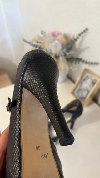 Tacones negros de plataforma