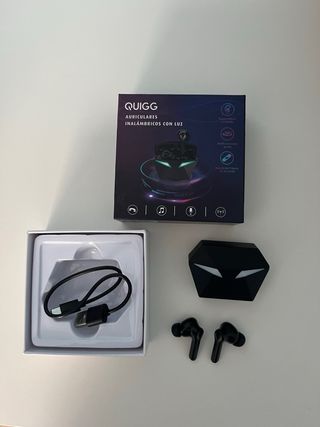 Auriculares Inalámbricos QUIGG con Luz