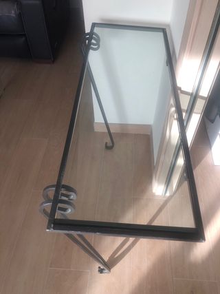 Mueble de entrada cristal y metal de color negro