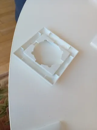 20 Embellecedores blancos para mecanismos eléctric