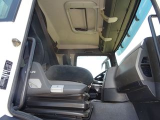 MAN TGX 26 480-CAMIONES GANCHO+GRUA