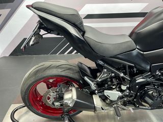 Kawasaki Z900 Negra - Moto Naked