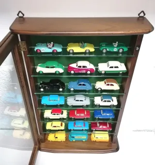 ANTIGUA VITRINA PARA COCHES DE COLECCIÓN 1:43