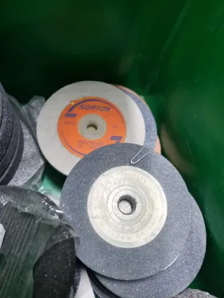 Discos y recambios de esmeril