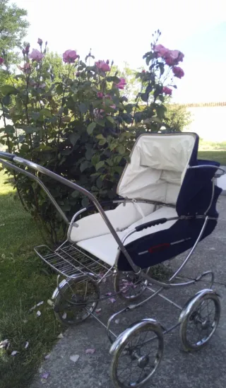 Carrito de bebé clásico