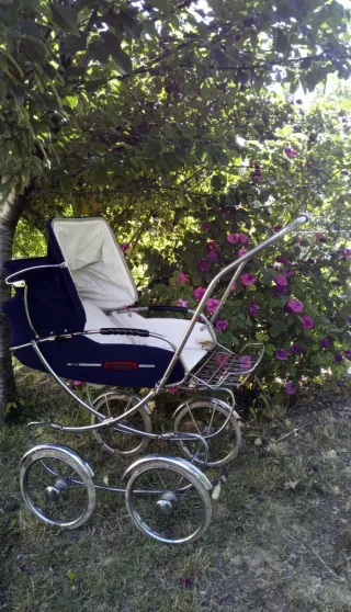 Carrito de bebé clásico