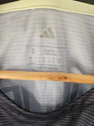 Camiseta Real Madrid Adidas Talla S Negra 25/26