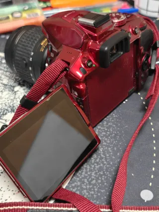 Cámara Nikon D5300 Roja