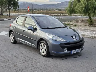 Peugeot 207 2009