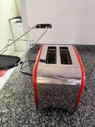 Tostadora SilverCrest Roja 920W con Rejilla