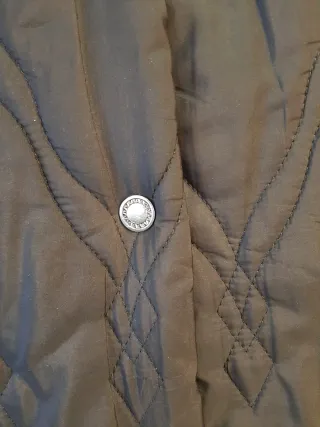 Piumino donna nero con cappuccio