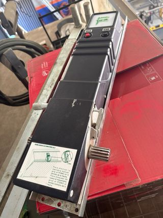 Motor puerta basculante nuevo Marca forsa