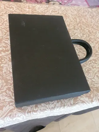 Scacchi in legno intagliato a mano