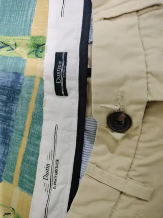 2 Pantalones Hombre Talla 44 Beige y Blanco