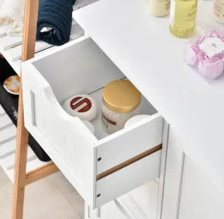 Armario blanco 4 cajones balcón