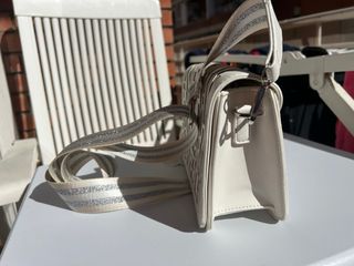 Borsa Armani Exchange crema