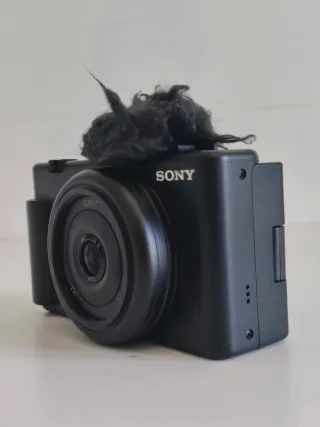 Cámara Sony ZV-1F Negra