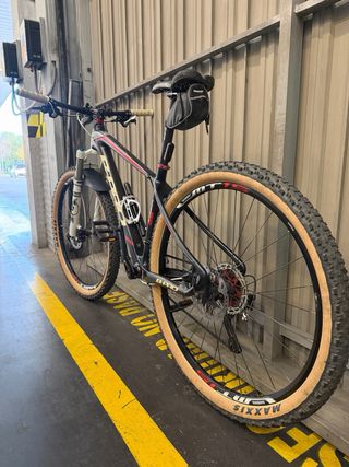 Bicicleta de Montaña B-PRO Carbono talla L