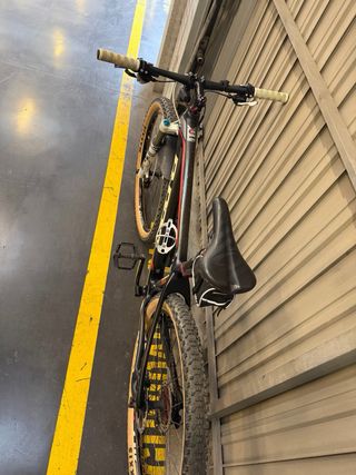 Bicicleta de Montaña B-PRO Carbono talla L