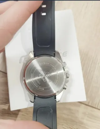 Casio Edifice EFV-550P Cronógrafo