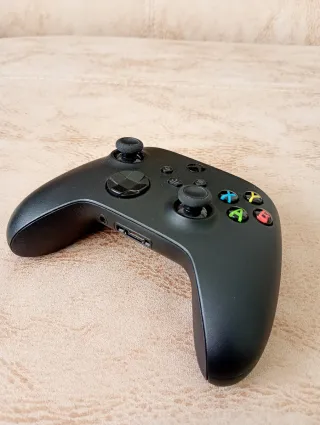 PACCHETTO XBOX SERIES S IMPECCABILE VENDUTO PER NON UTILIZZO