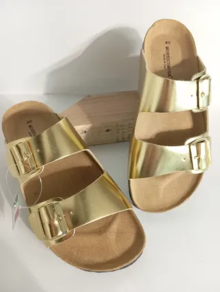 Sandali donna  nuovi vera pelle oro