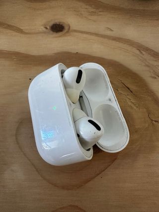 Airpods Pro con funda de regalo