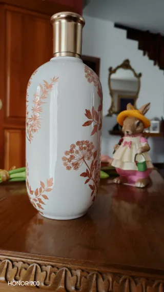 Bottiglia ceramica decorata a mano