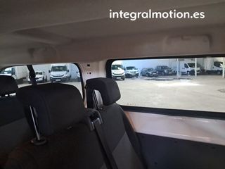 Opel Vivaro 2.0 CDTI SS L1 Combi 9