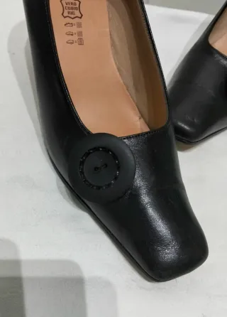 Scarpe Onnalisa in pelle nere misura 38